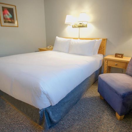 Eldorado, A Coast Hotel Dawson City Bagian luar foto
