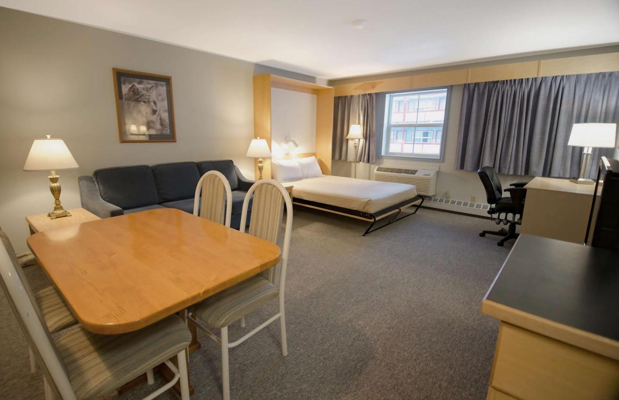 Eldorado, A Coast Hotel Dawson City Bagian luar foto